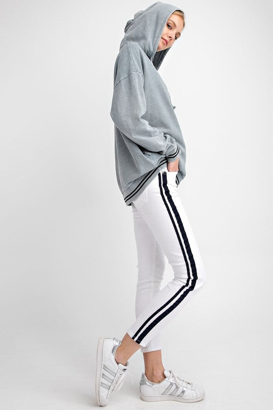 Skinny Jeans White with Black Stripe
