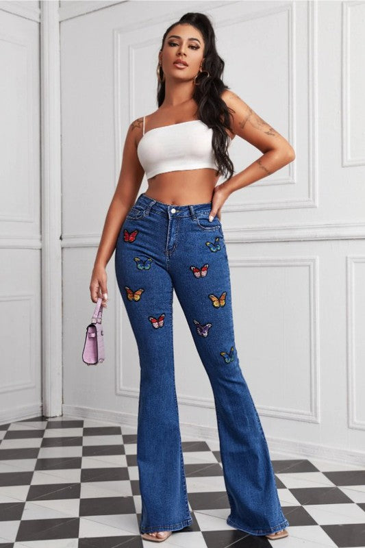 Flare Jeans + Hippy Jeans  Outfits with flares, Flare jeans